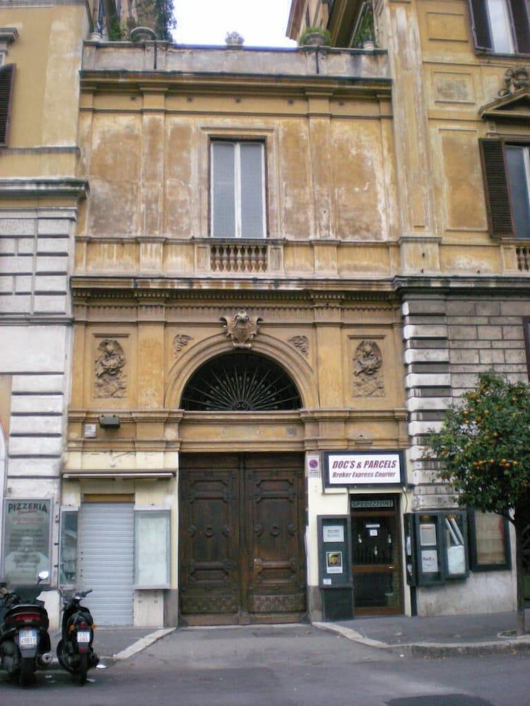 Seven Kings Relais 3* Rom